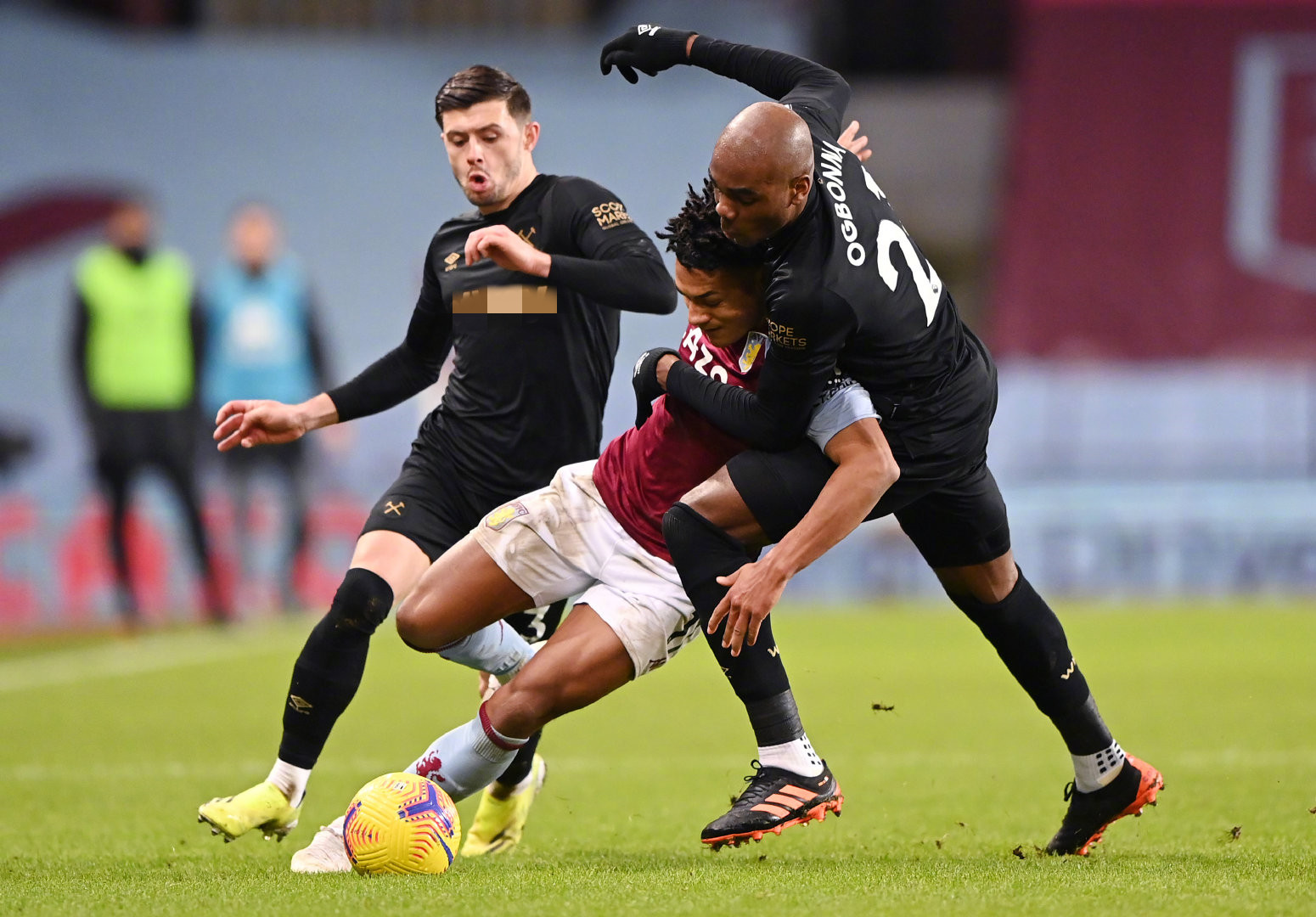 中尤为重要 中尤为重要