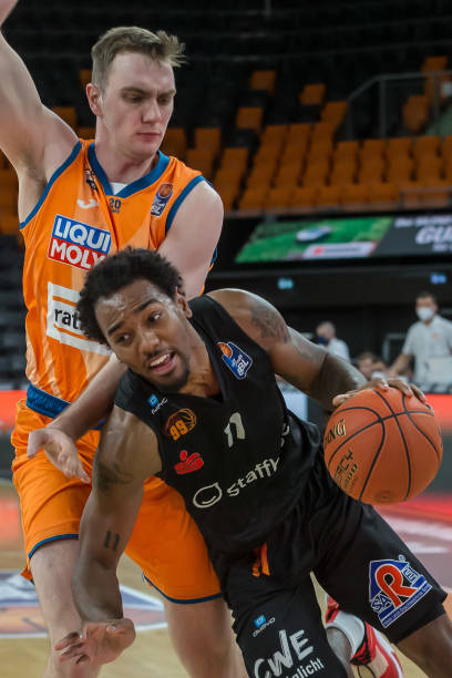 新浪体育 新浪体育